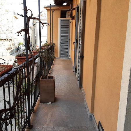Corte Delle Rose Voghera Bagian luar foto